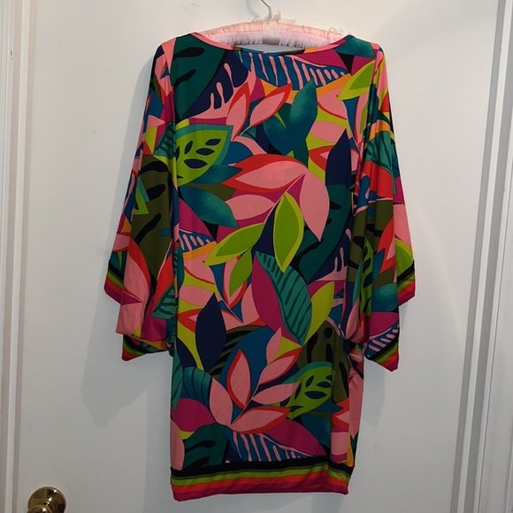 TRINA TURK | RAINFOREST SWIM TUNIC SZ SMALL - Picture 5 of 10